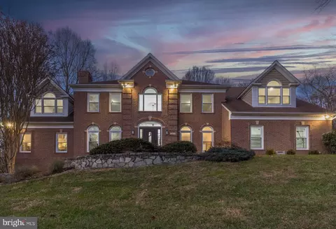 503 Old Saybrook Way, Great Falls, VA 22066