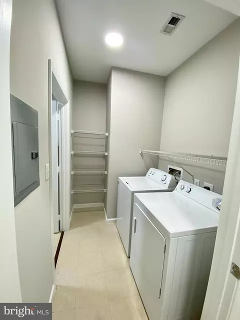 12901 Centre Park Cir #119, Herndon, VA 20171 photo 16
