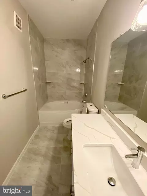 12901 Centre Park Cir #119, Herndon, VA 20171 photo 11