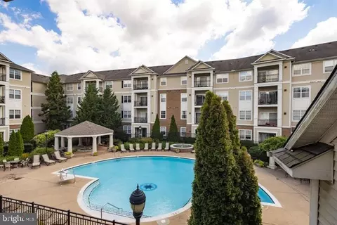 12901 Centre Park Cir #119, Herndon, VA 20171 photo 33