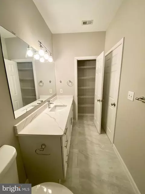 12901 Centre Park Cir #119, Herndon, VA 20171 photo 14