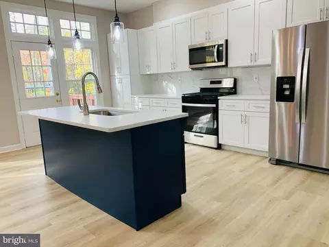 6256 Levi Ct, Springfield, VA 22150 photo 8
