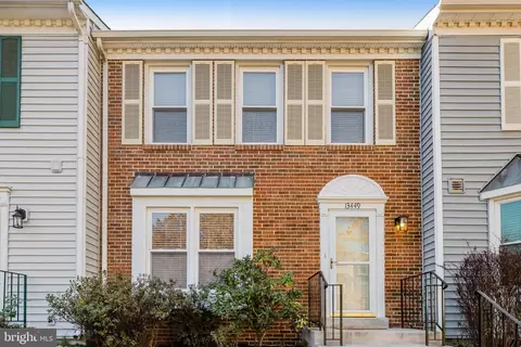 13449 Elevation Ln, Herndon, VA 20171 photo 2