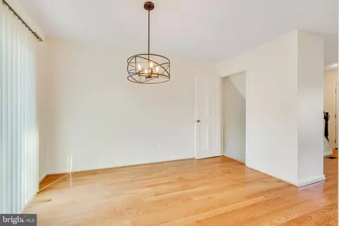 13449 Elevation Ln, Herndon, VA 20171 photo 10