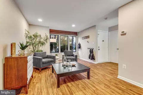11010 Thrush Ridge Rd, Reston, VA 20191 photo 22