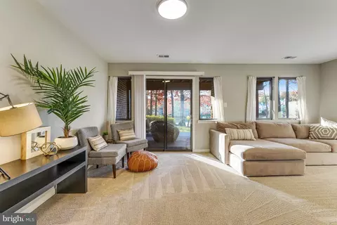11010 Thrush Ridge Rd, Reston, VA 20191 photo 46