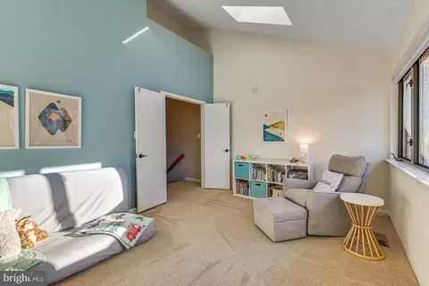 11010 Thrush Ridge Rd, Reston, VA 20191 photo 29