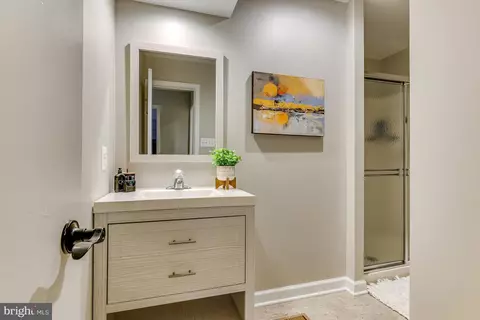 11010 Thrush Ridge Rd, Reston, VA 20191 photo 33