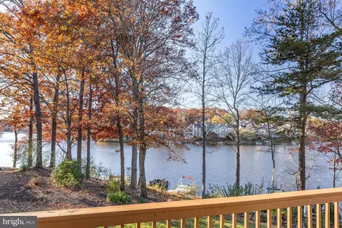 11010 Thrush Ridge Rd, Reston, VA 20191 photo 20
