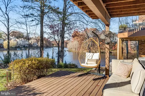11010 Thrush Ridge Rd, Reston, VA 20191 photo 50