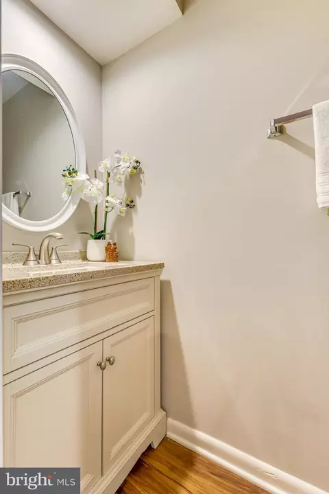 11010 Thrush Ridge Rd, Reston, VA 20191 photo 27
