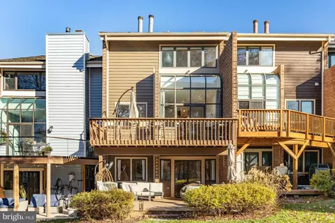 11010 Thrush Ridge Rd, Reston, VA 20191 photo 54