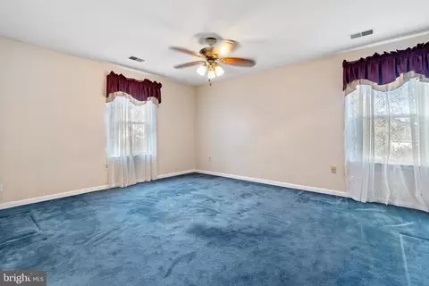 7598 Seabrook Ln, Springfield, VA 22153 photo 20