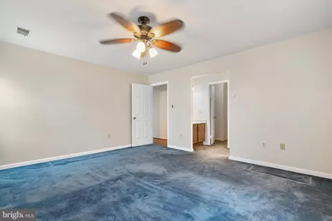 7598 Seabrook Ln, Springfield, VA 22153 photo 21
