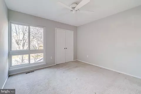 9073 Blarney Stone Dr, Springfield, VA 22152 photo 35