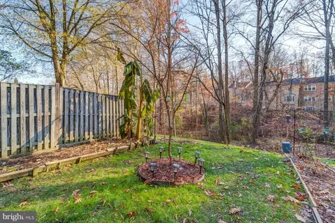 9073 Blarney Stone Dr, Springfield, VA 22152 photo 46
