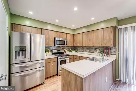 9073 Blarney Stone Dr, Springfield, VA 22152 photo 23