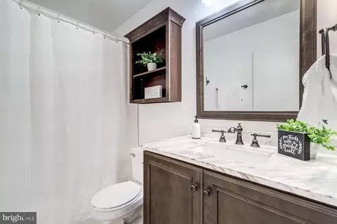 9073 Blarney Stone Dr, Springfield, VA 22152 photo 36