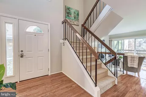 9073 Blarney Stone Dr, Springfield, VA 22152 photo 8