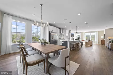 13543 Innovation Station Loop, Herndon, VA 20171