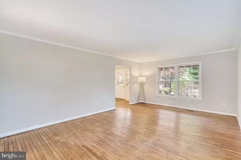 8902 Grass Valley Ct, Springfield, VA 22153 photo 13