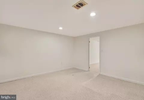 8902 Grass Valley Ct, Springfield, VA 22153 photo 45