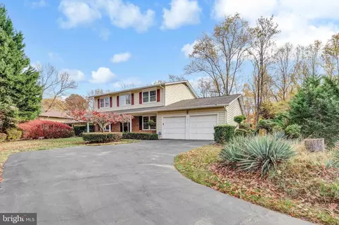 8902 Grass Valley Ct, Springfield, VA 22153 photo 1