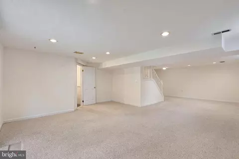 8902 Grass Valley Ct, Springfield, VA 22153 photo 41