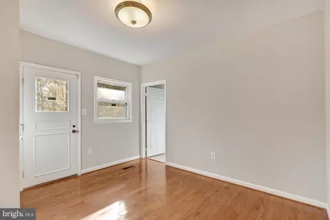 8902 Grass Valley Ct, Springfield, VA 22153 photo 22