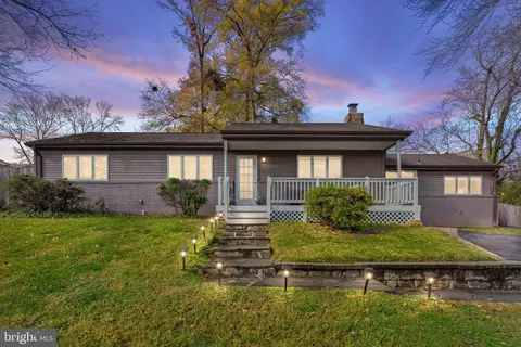 3409 Little Hunting Creek Dr, Alexandria, VA 22309