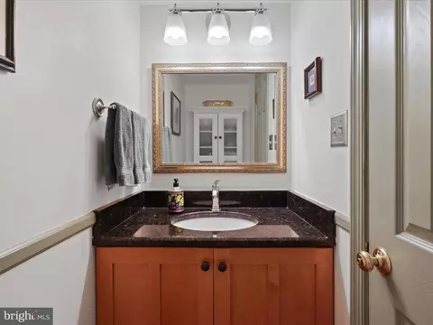 3918 Bokel Dr, Chantilly, VA 20151 photo 9