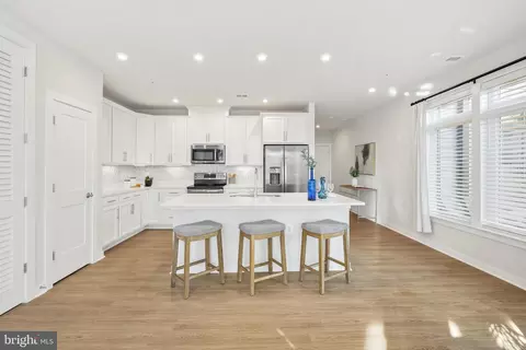 1675 Bandit Loop #301B, Reston, VA 20190 photo 9