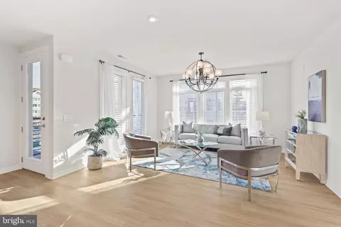 1675 Bandit Loop #301B, Reston, VA 20190 photo 12