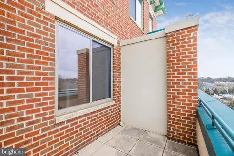 Exterior - 1450 Emerson Ave #407, Mclean, VA 22101 photo 3 of 9