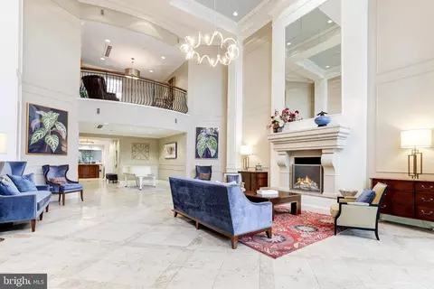 Living - 1450 Emerson Ave #407, Mclean, VA 22101 photo 2 of 8
