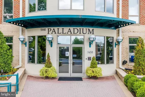 View/Area - 1450 Emerson Ave #407, Mclean, VA 22101 photo 4 of 4