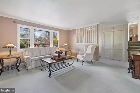 5209 Light St, Springfield, VA 22151 photo 13