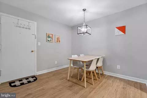 5904 Bayshire Rd # -B, Springfield, VA 22152 photo 8