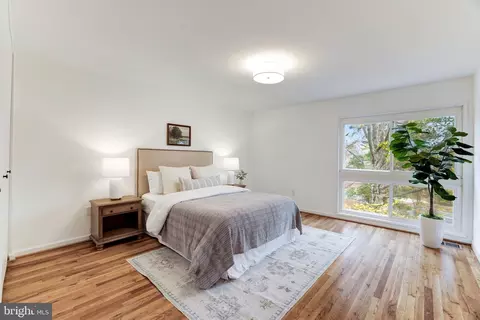 11551 Links Dr, Reston, VA 20190 photo 26