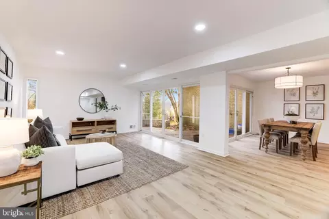 11551 Links Dr, Reston, VA 20190 photo 21