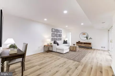 11551 Links Dr, Reston, VA 20190 photo 19