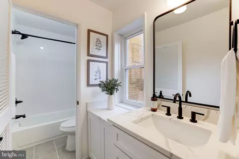 11551 Links Dr, Reston, VA 20190 photo 35