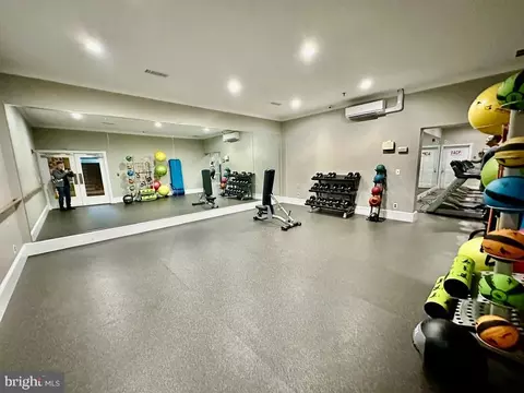 1521 Spring Gate Dr #10402, Mclean, VA 22102 photo 19