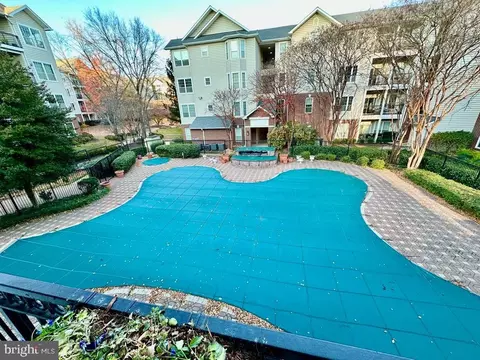 1521 Spring Gate Dr #10402, Mclean, VA 22102 photo 24