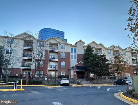 1521 Spring Gate Dr #10402, Mclean, VA 22102