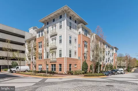 9486 Virginia Center Blvd #104, Vienna, VA 22181