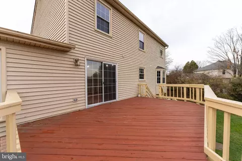 9846 Faust Dr, Vienna, VA 22182 photo 38