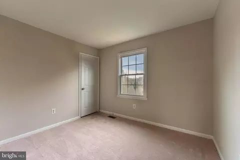 9846 Faust Dr, Vienna, VA 22182 photo 50