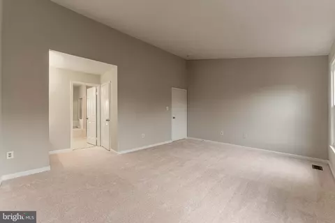 9846 Faust Dr, Vienna, VA 22182 photo 44