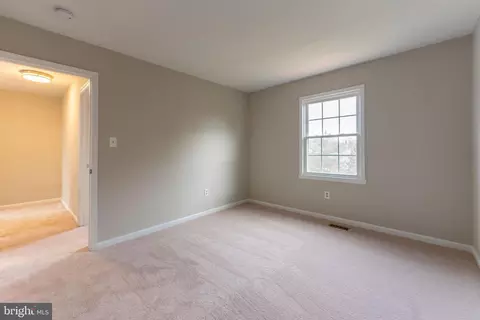9846 Faust Dr, Vienna, VA 22182 photo 52